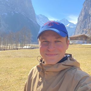 Meet your Posher, Ross